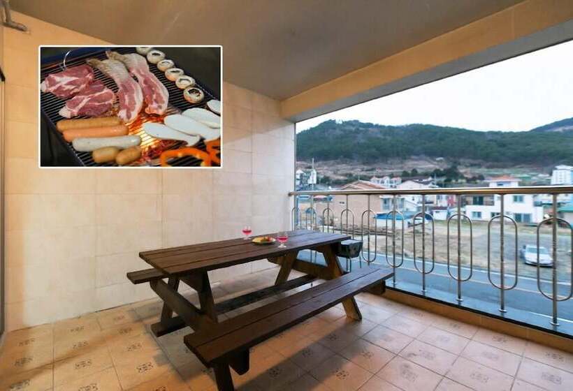 Отель Gatnaeum Pension