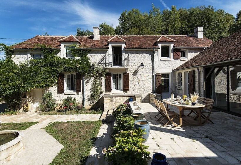 בית מלון כפרי Le Riad Bourguignon