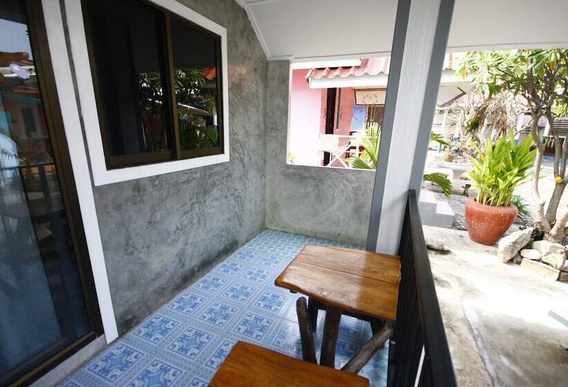 호텔 Poopreaw Resort