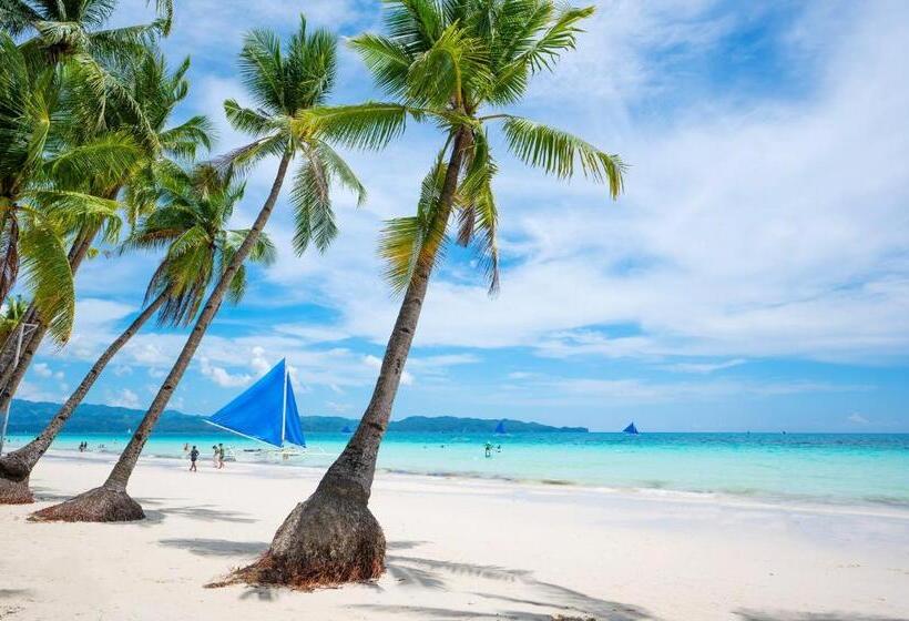 هتل Shorebreak Boracay Resort
