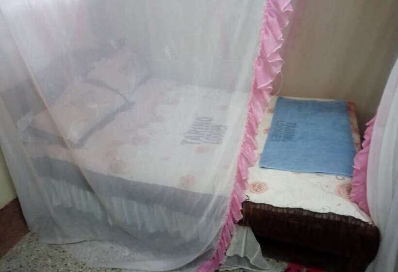 فندق Tarino Bar And Lodging