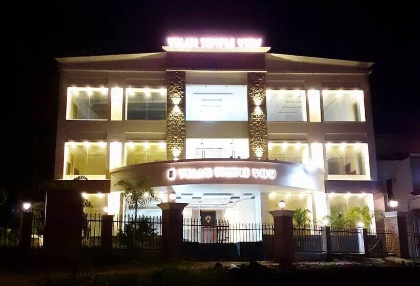 ホテル Velan Temple View