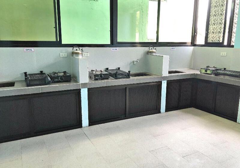 בית מלון כפרי Antipolo Beach Haus Main