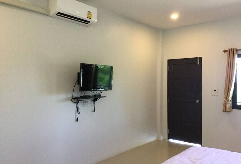 فندق Aromdee Resort