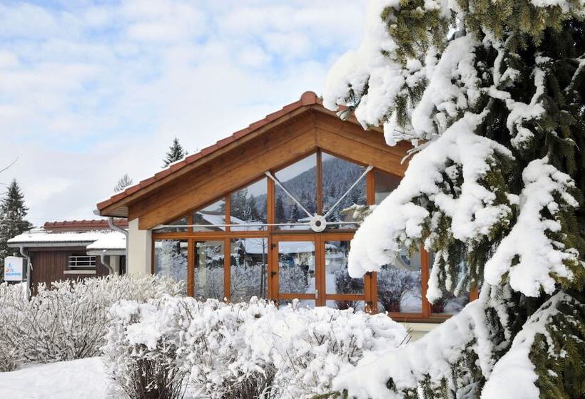 ホテル Azureva Métabief