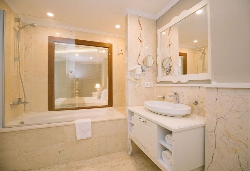 בית מלון כפרי Burgaz İzer