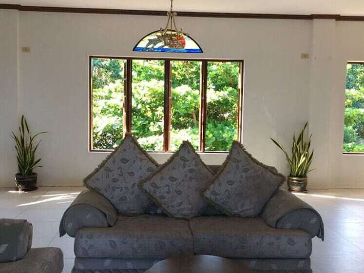 호텔 Camotes Flying Fish Resort