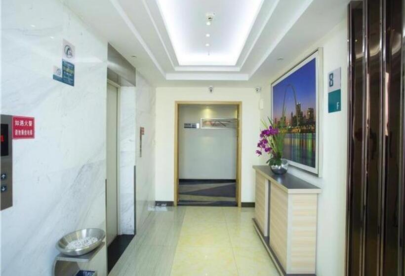 Отель City Comfort Inn Huanggang Dongmen Road Wanda Plaza