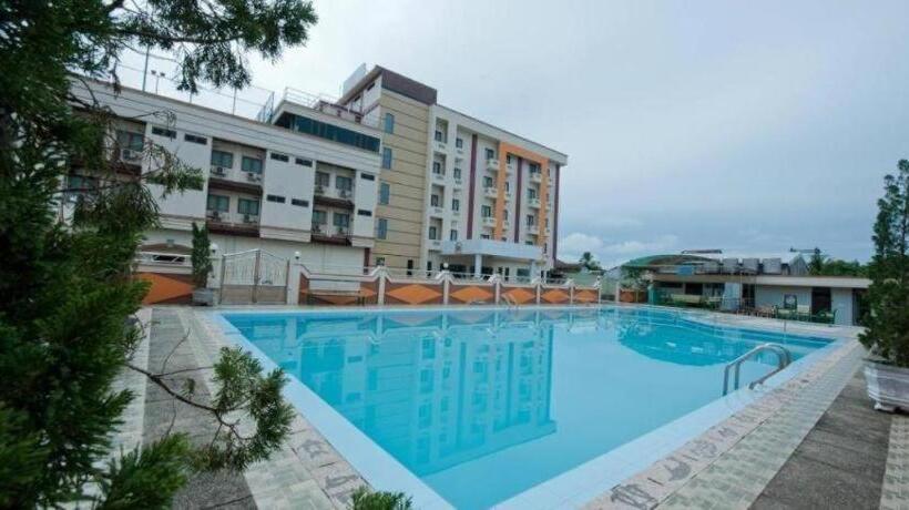 هتل Derawan Indah