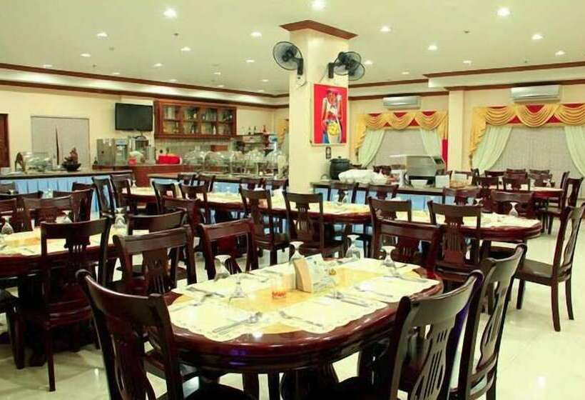 בית מלון כפרי Estrellas De Mendoza Playa Resort