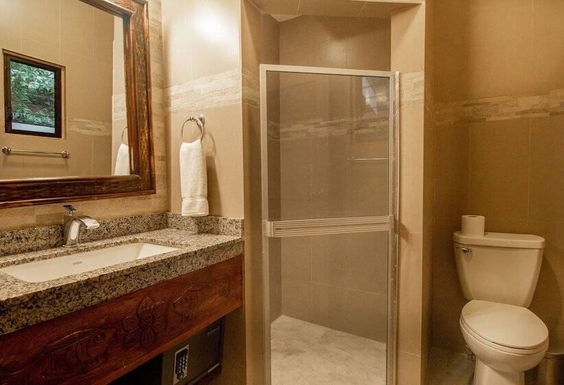 酒店 La Jolla De Guasacate