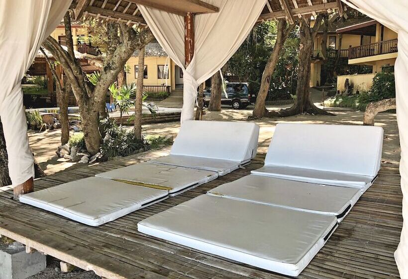 בית מלון כפרי La Luz Beach Resort