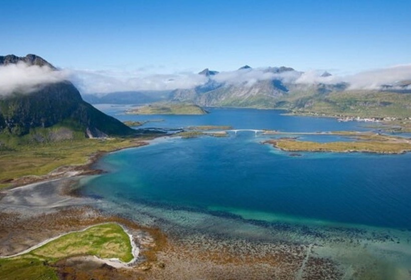 Отель Lydersen Rorbuer Hostel And Apartments Kvalvika And Rytten