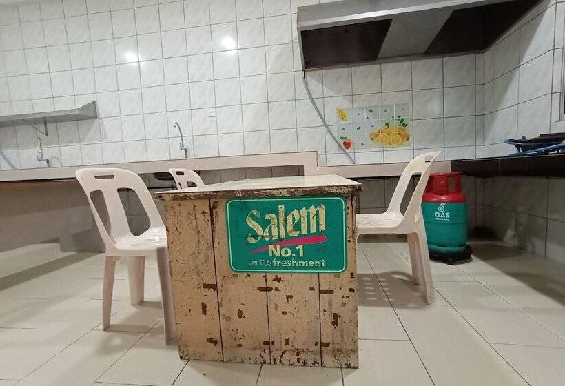 فندق Meow Homestay By Oyo Rooms