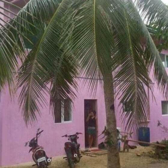 酒店 Mick & Kaye S B&b