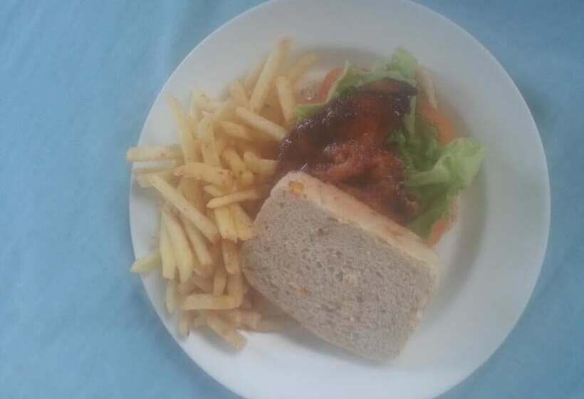 酒店 Mick & Kaye S B&b