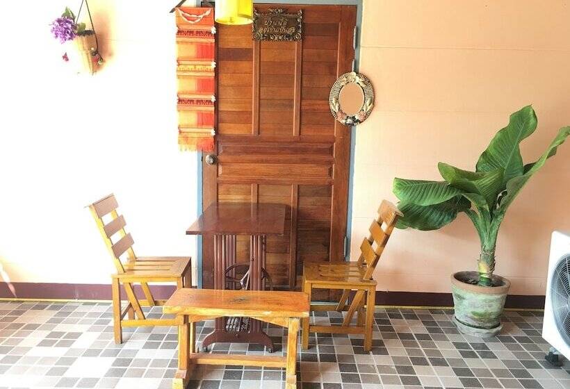 فندق Muangchaem House