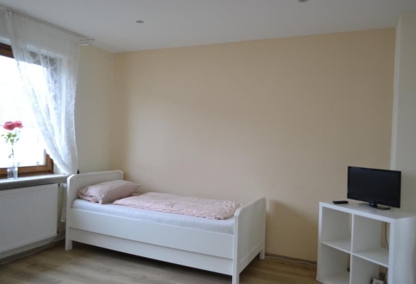 فندق Pension Highway Bünde