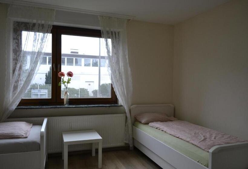 فندق Pension Highway Bünde