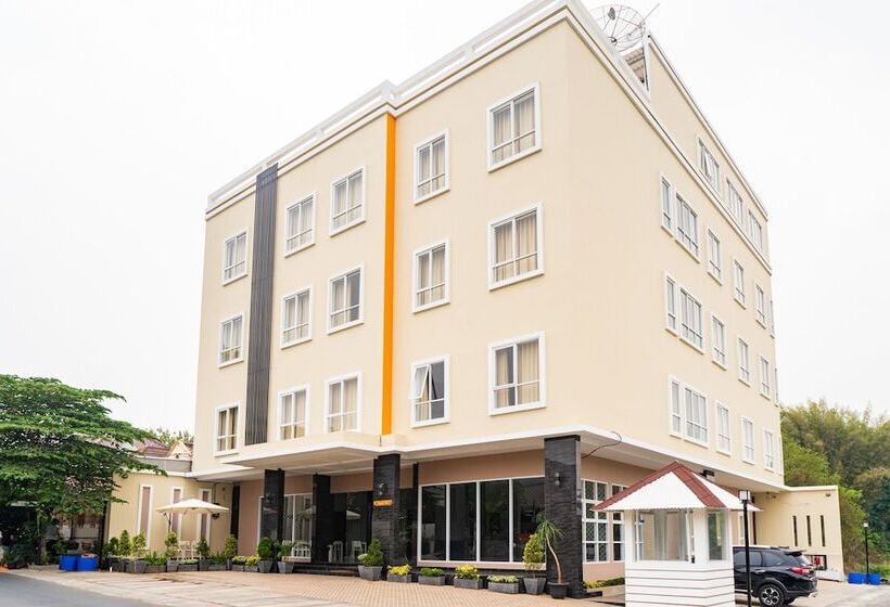 فندق Formerly Reddoorz Plus Near Teras Kota 3