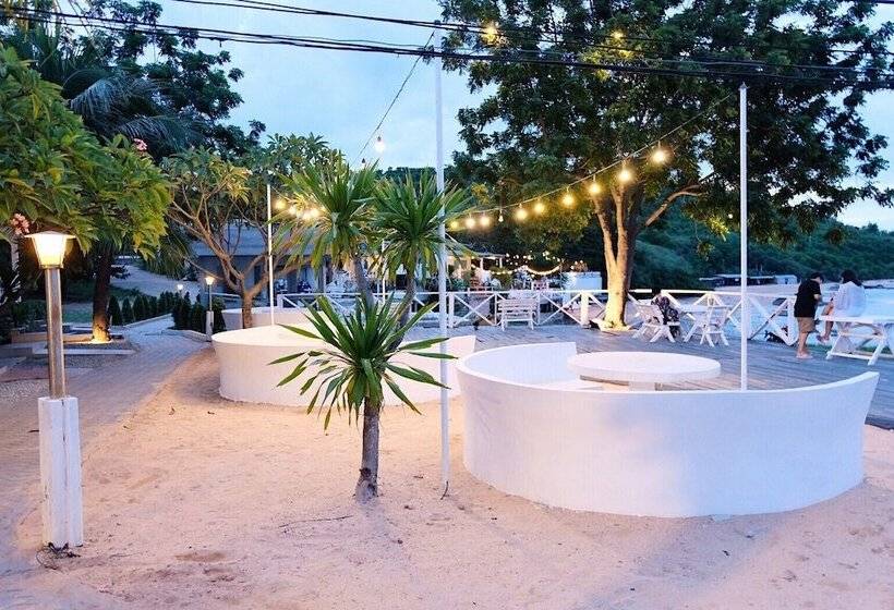 בית מלון כפרי Rimtalay Resort Koh Larn