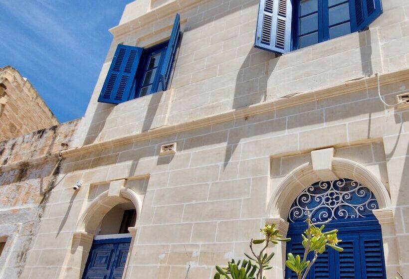 هتل The Suites – Piazza Kirkop