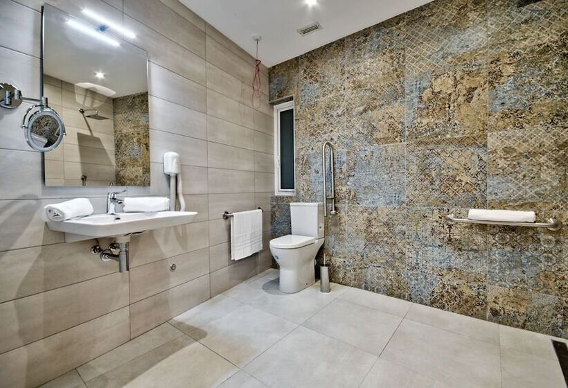 هتل The Suites – Piazza Kirkop