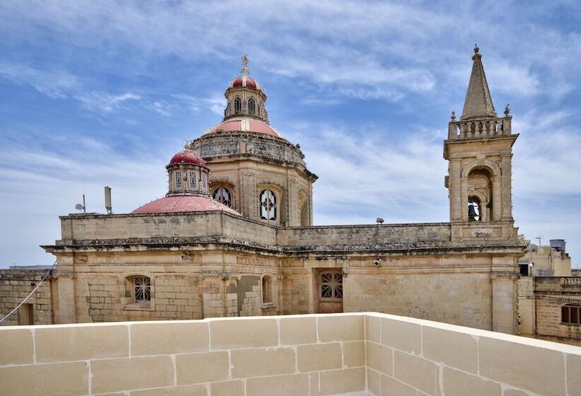 هتل The Suites – Piazza Kirkop