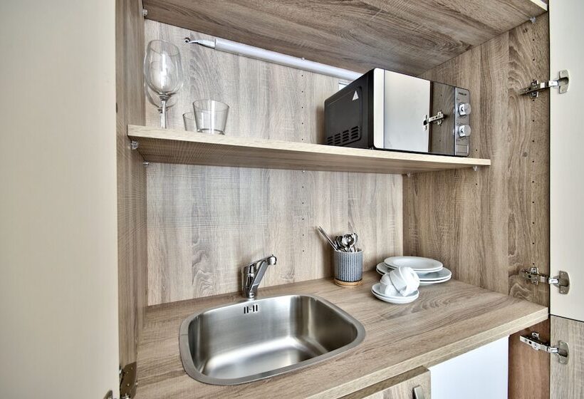 هتل The Suites – Piazza Kirkop