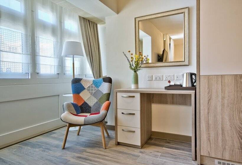 هتل The Suites – Piazza Kirkop