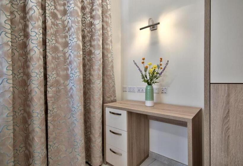 هتل The Suites – Piazza Kirkop