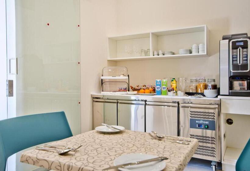 هتل The Suites – Piazza Kirkop