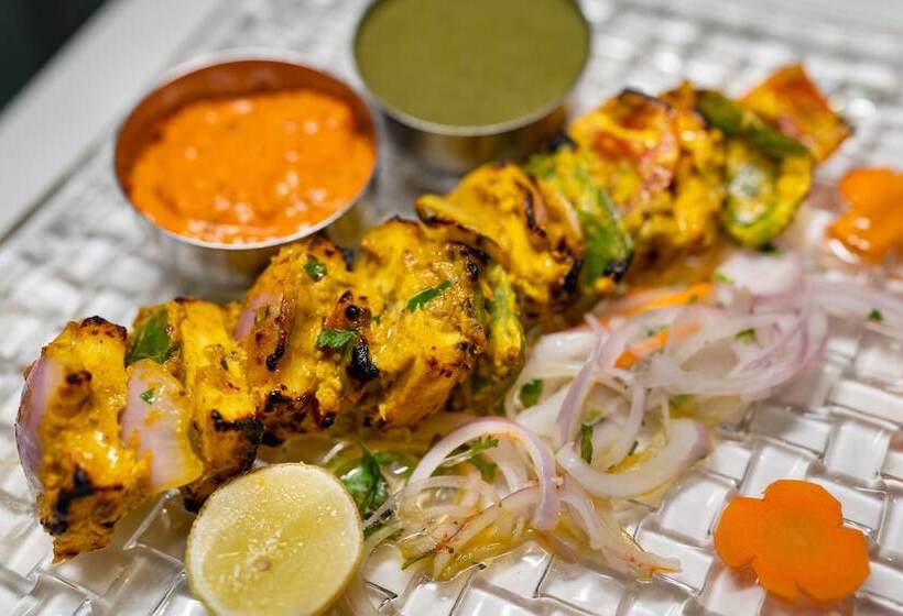 Отель Visakka S The Amethyst