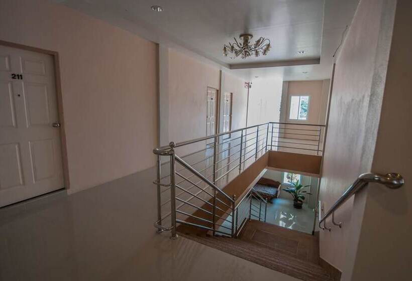 ホテル Wattanawan