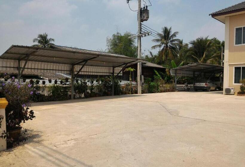 ホテル Wattanawan