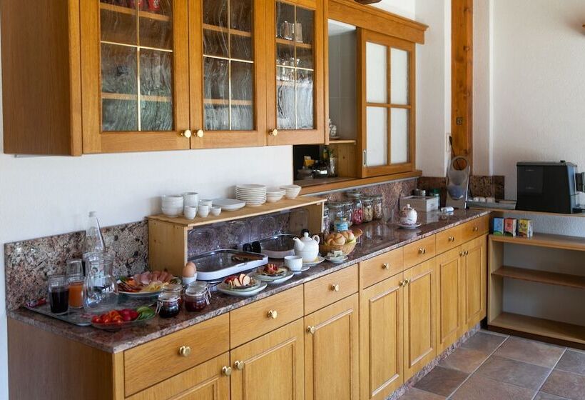 호텔 Dorfpension Mariahilfberg