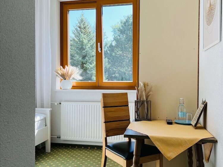 호텔 Dorfpension Mariahilfberg