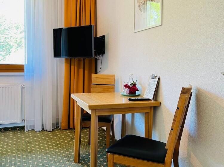 호텔 Dorfpension Mariahilfberg