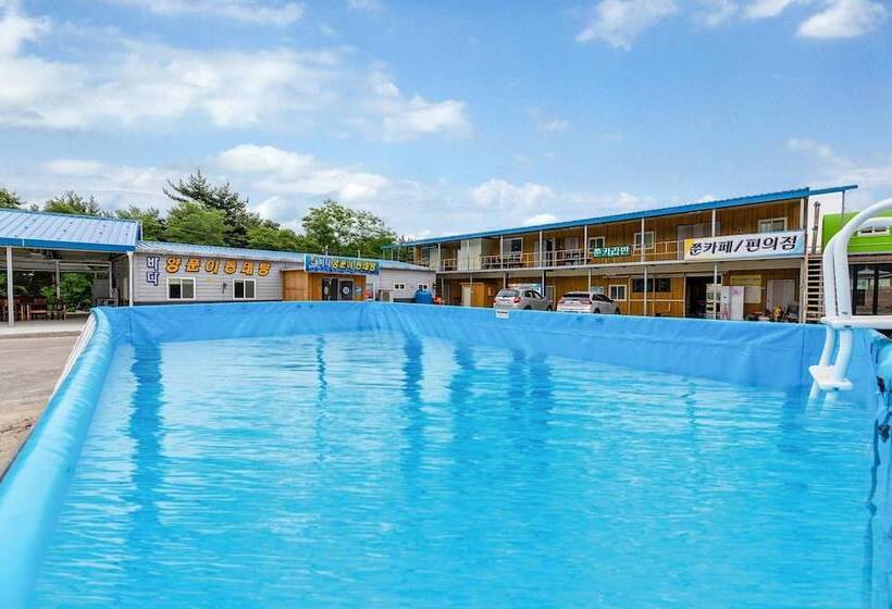 ホテル Goseong Jjun Camping Pension