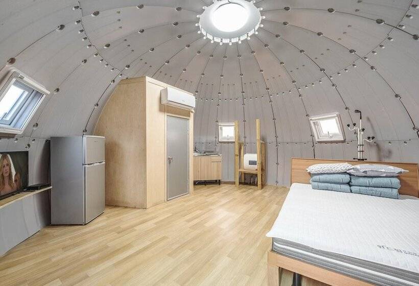 Hotel Goseong Jjun Camping Pension