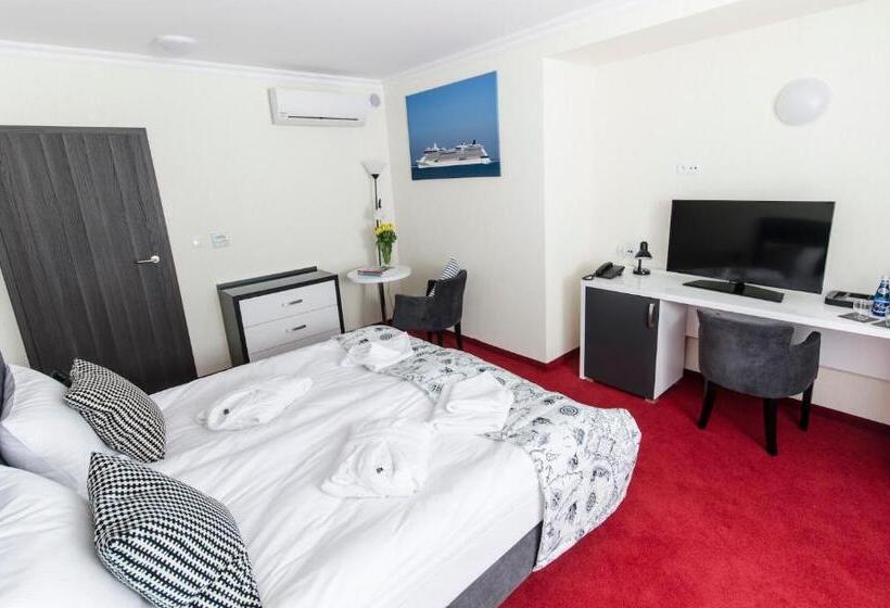 בית מלון כפרי Grand Kapitan Medi Spa   Pokoje Ozonowane