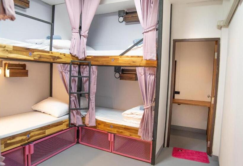 هتل K Bunk Hostel Pai Walking Street