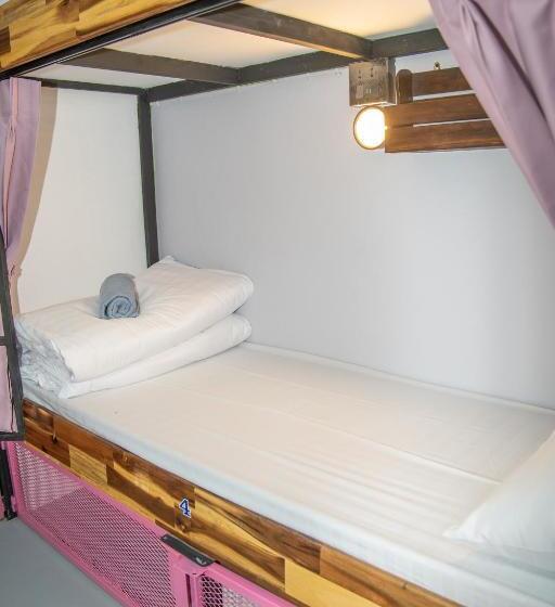 호텔 K Bunk Hostel Pai Walking Street