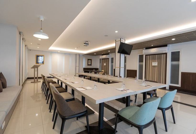 Kantary Hotel Banchang