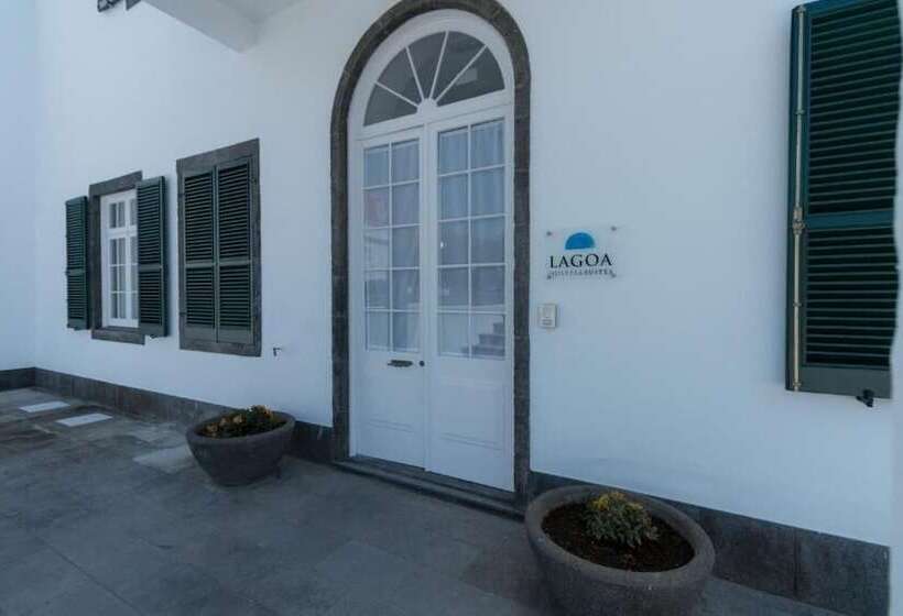 Отель Lagoa Hostel & Suites