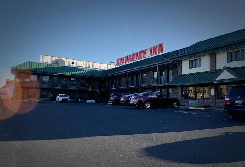 فندق Neshaminy Inn
