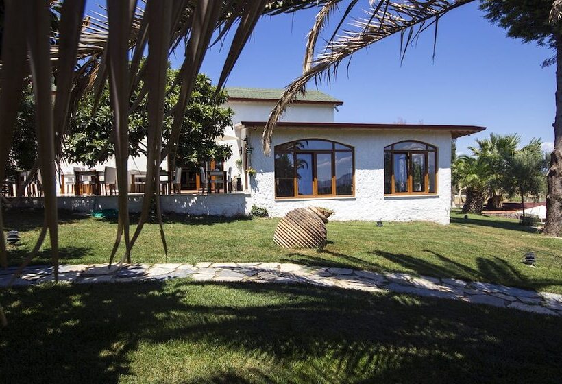 בית מלון כפרי Passawanda