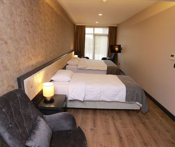 בית מלון כפרי Pentahor