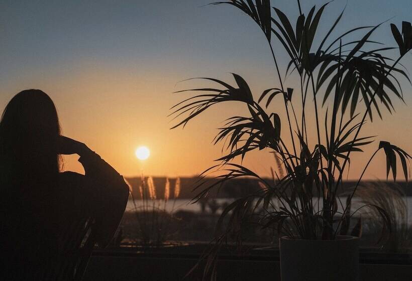 בית מלון כפרי Pnoe Breathing Life - Adults Only