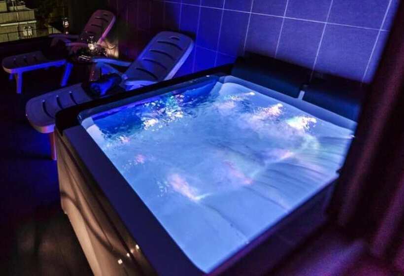 فندق Pohang Good's Pool Villa